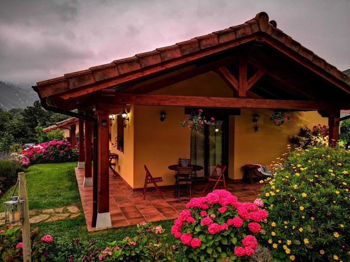 Casas Rurales Entrecastanos Onís Exteriör bild